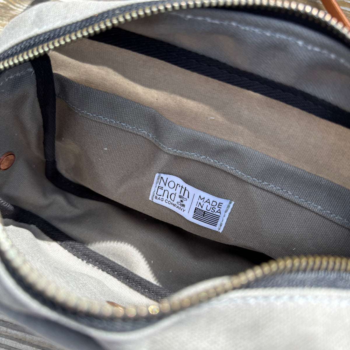 North End Bag Co. x Spike&#39;s K9 - The Rae